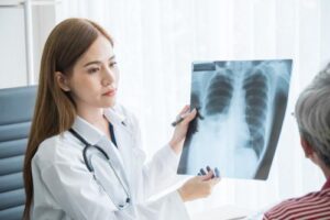 What is the average compensation for asbestosis?