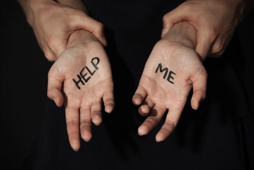 How Much Does It Cost to Hire a Lawyer to File a Lawsuit?
