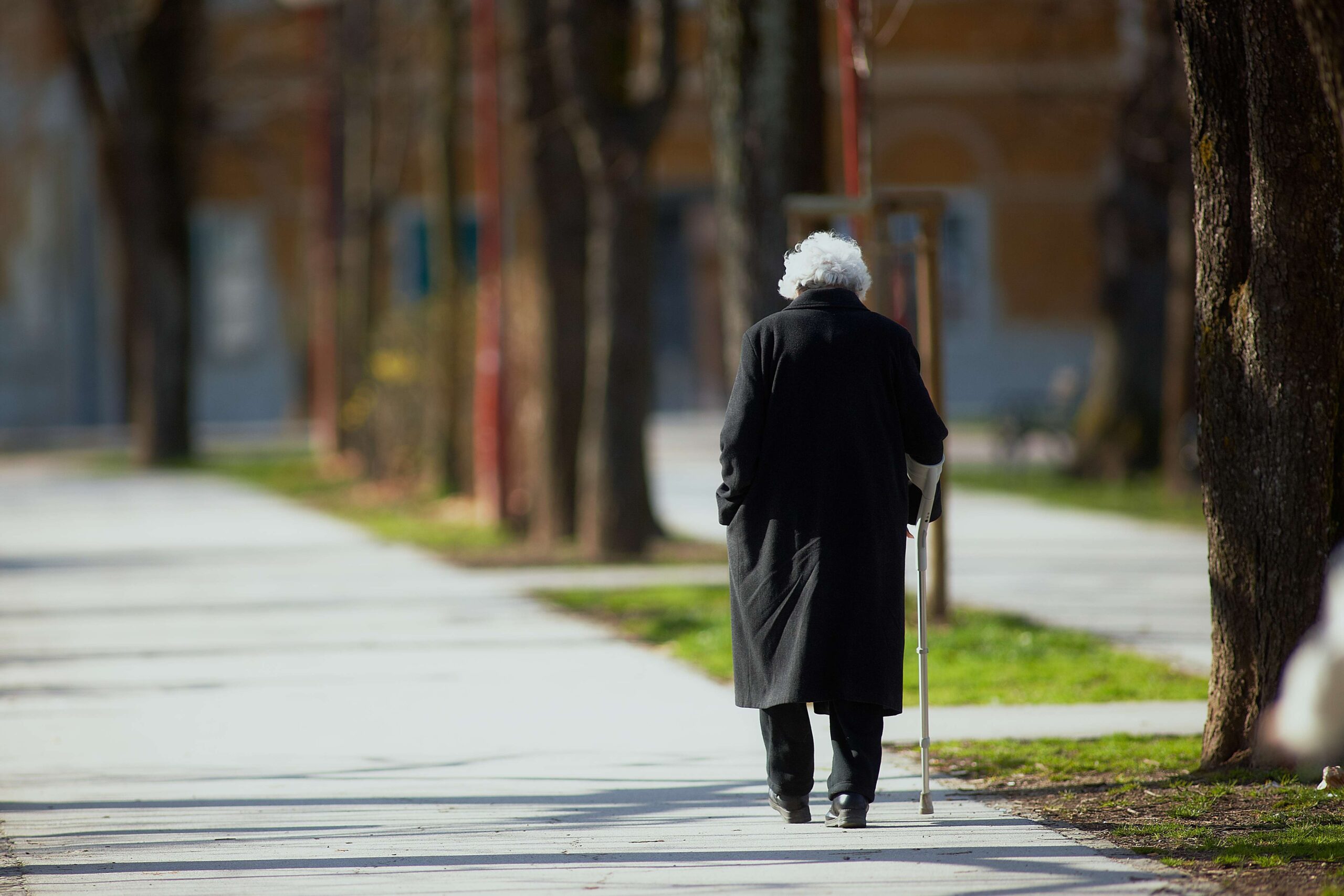 Can a nursing home get in trouble if a patient wanders off?