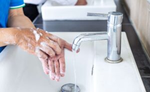 What Are Signs of Poor Hygiene?